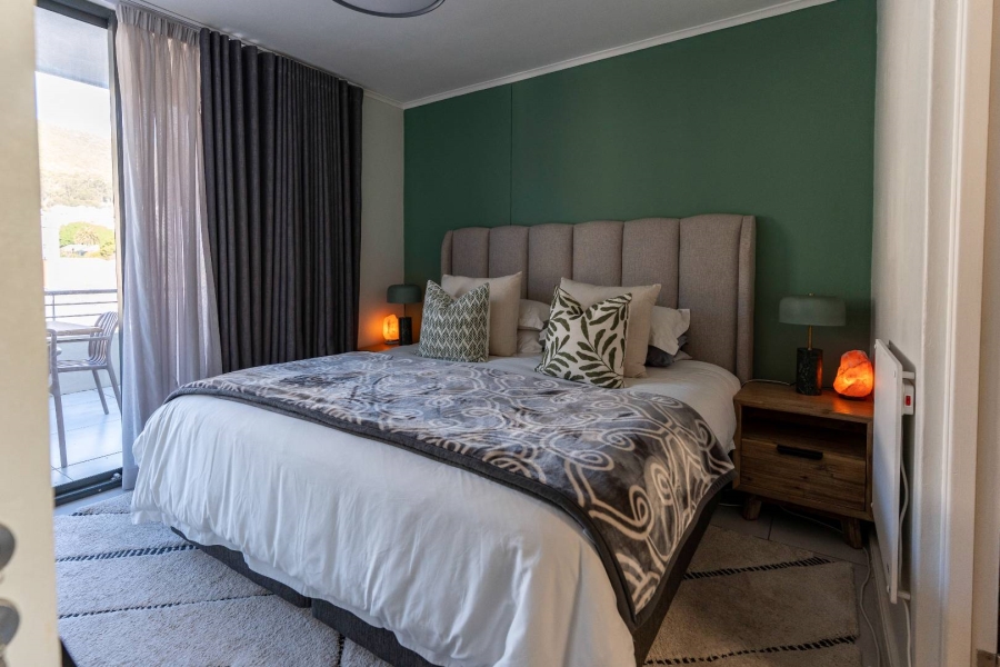 To Let 2 Bedroom Property for Rent in Sea Point Western Cape